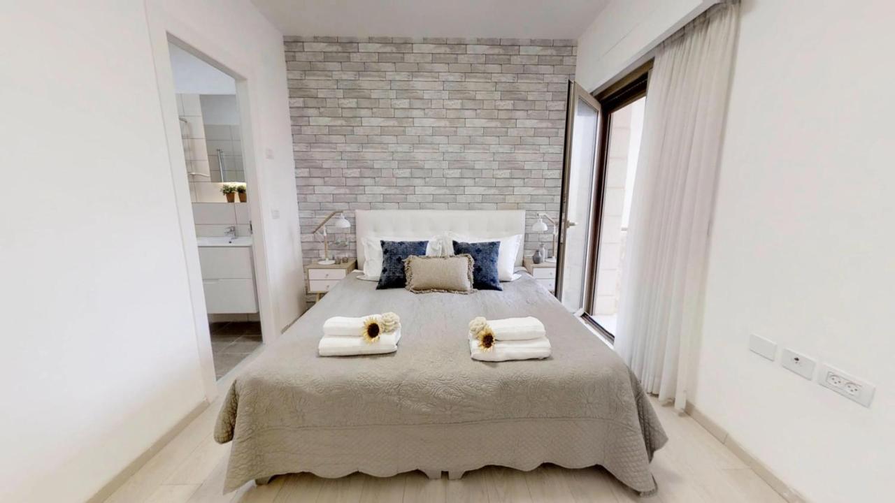 Exclusive Two-Bedroom Apartment With Parking Ierusalim Exterior foto