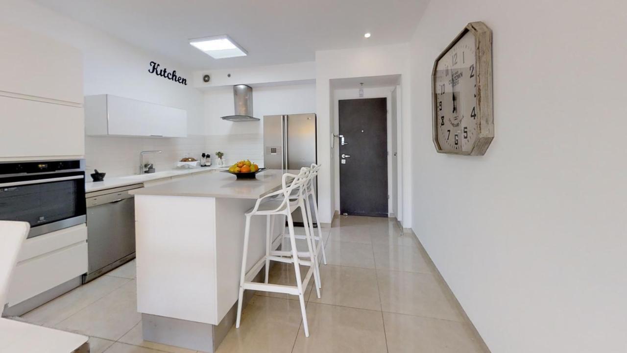 Exclusive Two-Bedroom Apartment With Parking Ierusalim Exterior foto